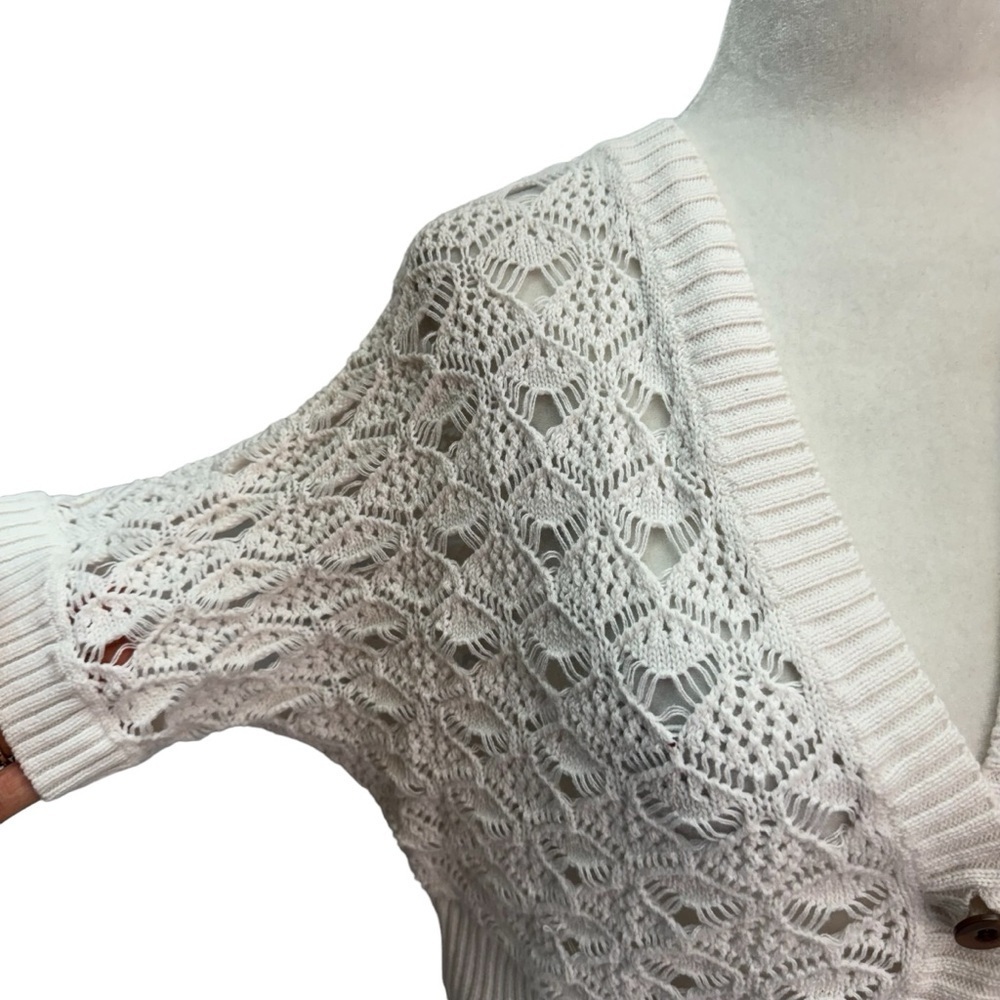 Calvin Klein White Open Knit Cropped Short Sleeve Bolero Sweater Size M - Picture 3 of 8